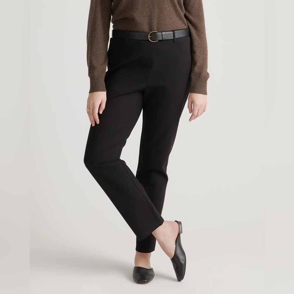 EUC - Quince Ultra-Stretch Ponte Straight Leg 4-Pocket Pants - size XS Tall